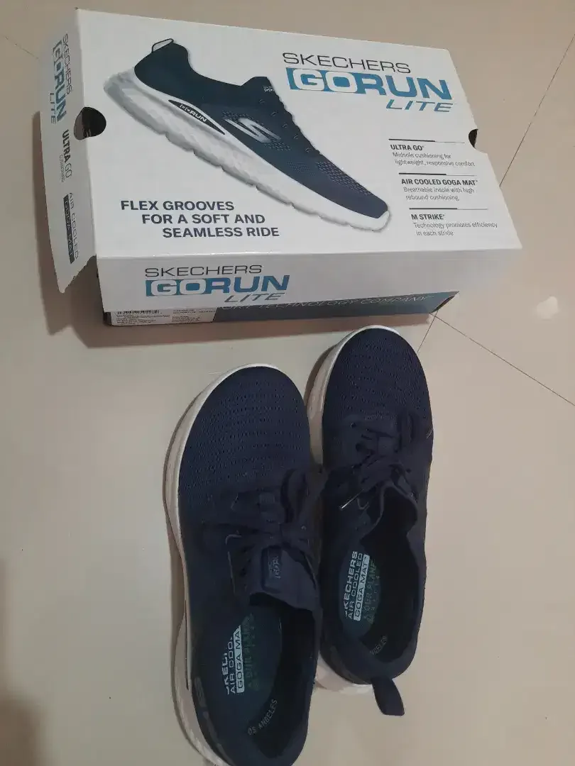 Sepatu Sketcher Go Run Lite - Image 2 of 5