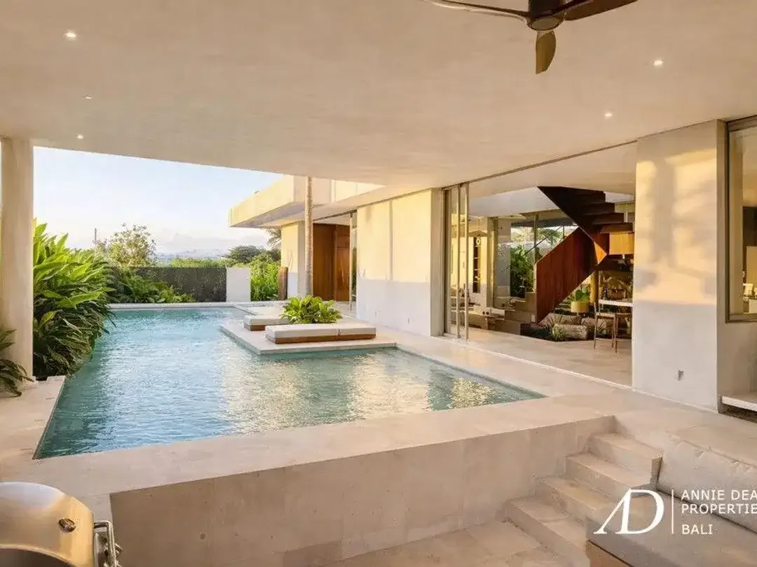 LEASEHOLD | MINIMALIST TROPICAL BRUTALIST VILLA WITH RICE FIELD VIEWS IN BUDUK, CANGGU - Image 4 of 10