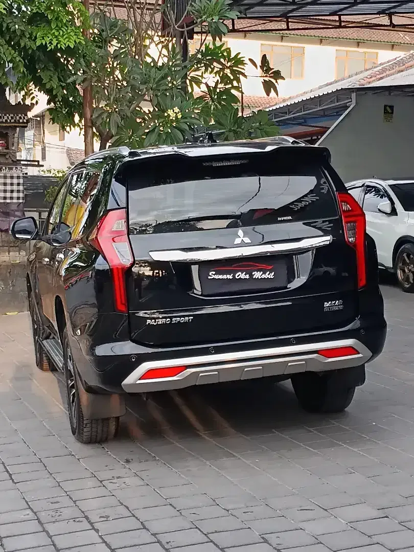 PAJERO SPORT DAKAR ULTIMATE LOW KM SIAP PAKAI ISTIMEWA - Image 4 of 9