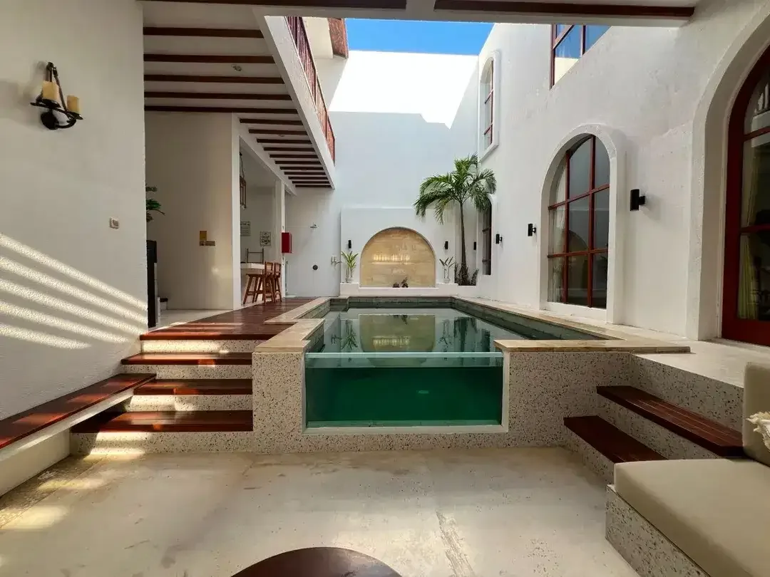 Villa for leashold di Umalas selangkah ke canggu - Image 1 of 8
