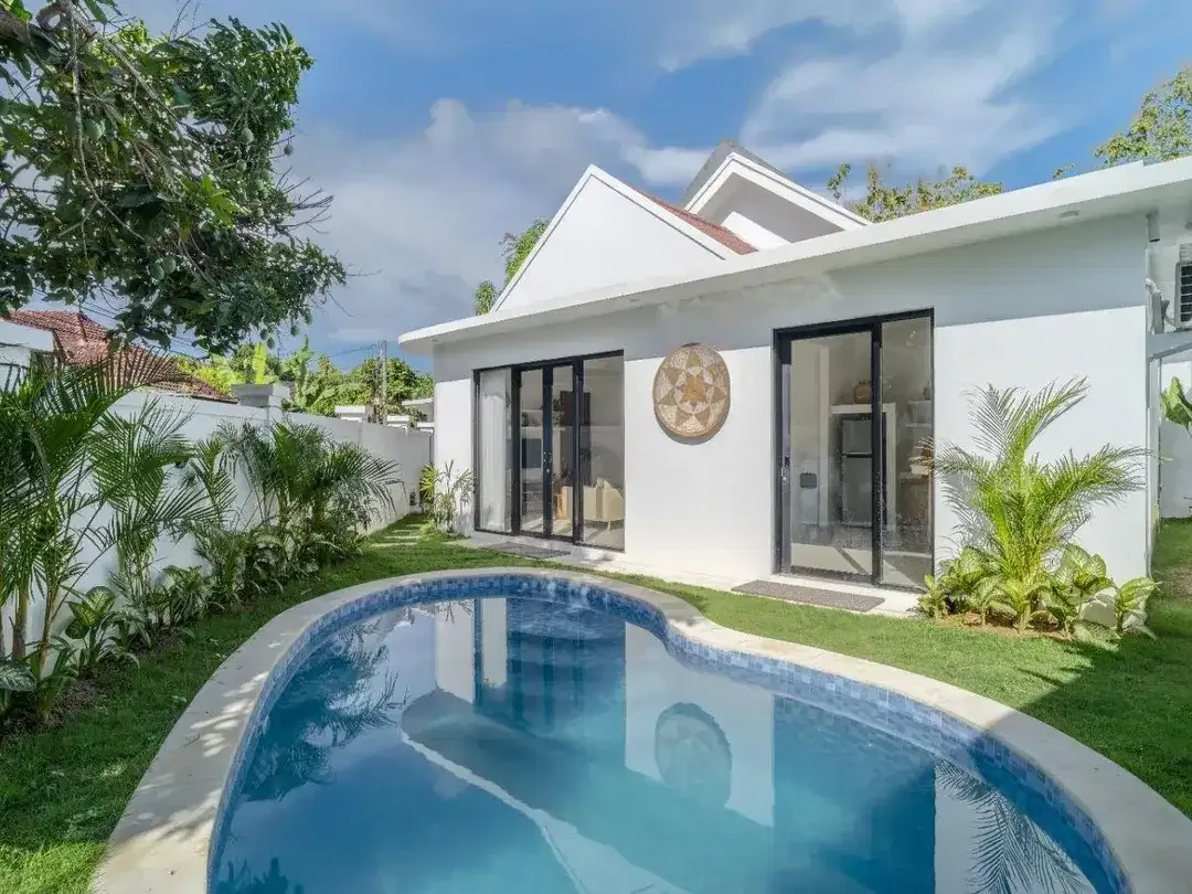 Dijual Villa 2 Kamar Full Furnished Nusa Dua Benoa – Private Pool - Image 2 of 9