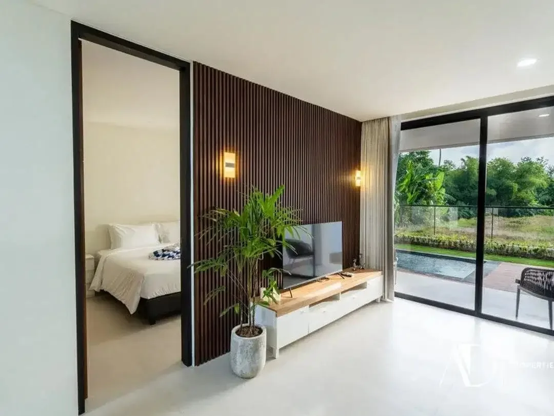 LEASEHOLD | MODERN TOWNHOUSE WITH PRIVATE POOL IN CANGGU - Image 3 of 7