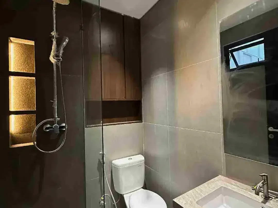 Brand New House Contemporary Luxury di Karangsari Denpasar Barat - Image 8 of 10