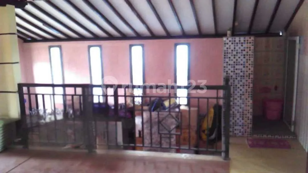 Turun Harga!!! Rumah 3 Lantai 6 Kamar Tidur - Image 2 of 4