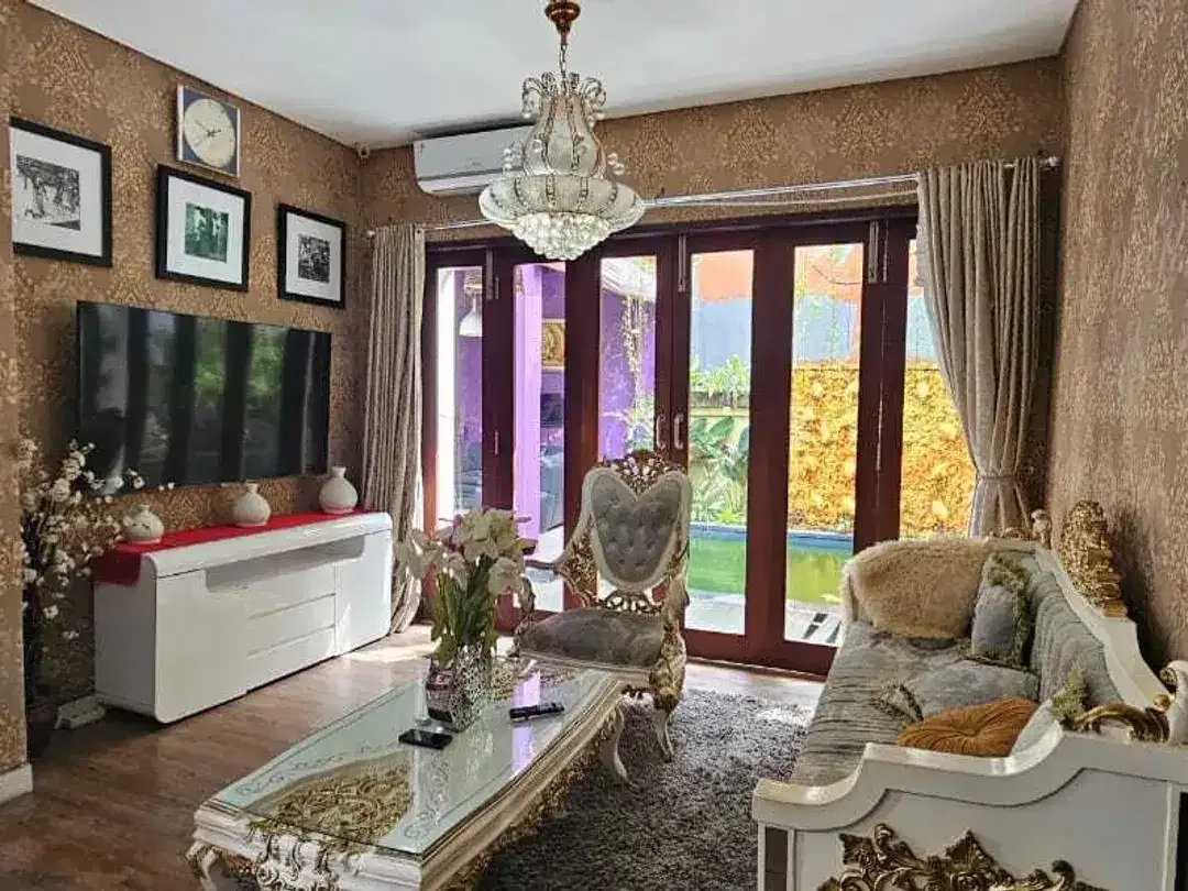 Semi villa house with outdoor swimming pool for sale in Gatsu Barat - Image 3 of 7