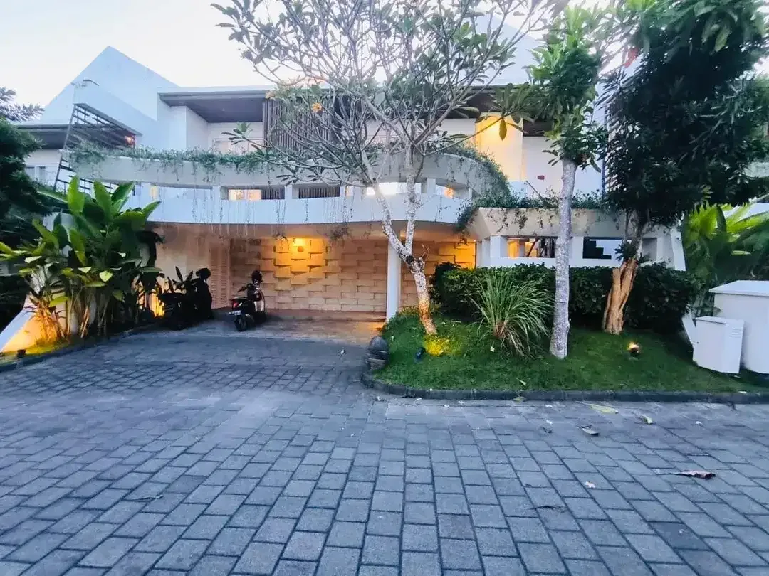 Villa Ungasan Jimbaran Kuta Selatan Badung - Image 10 of 10