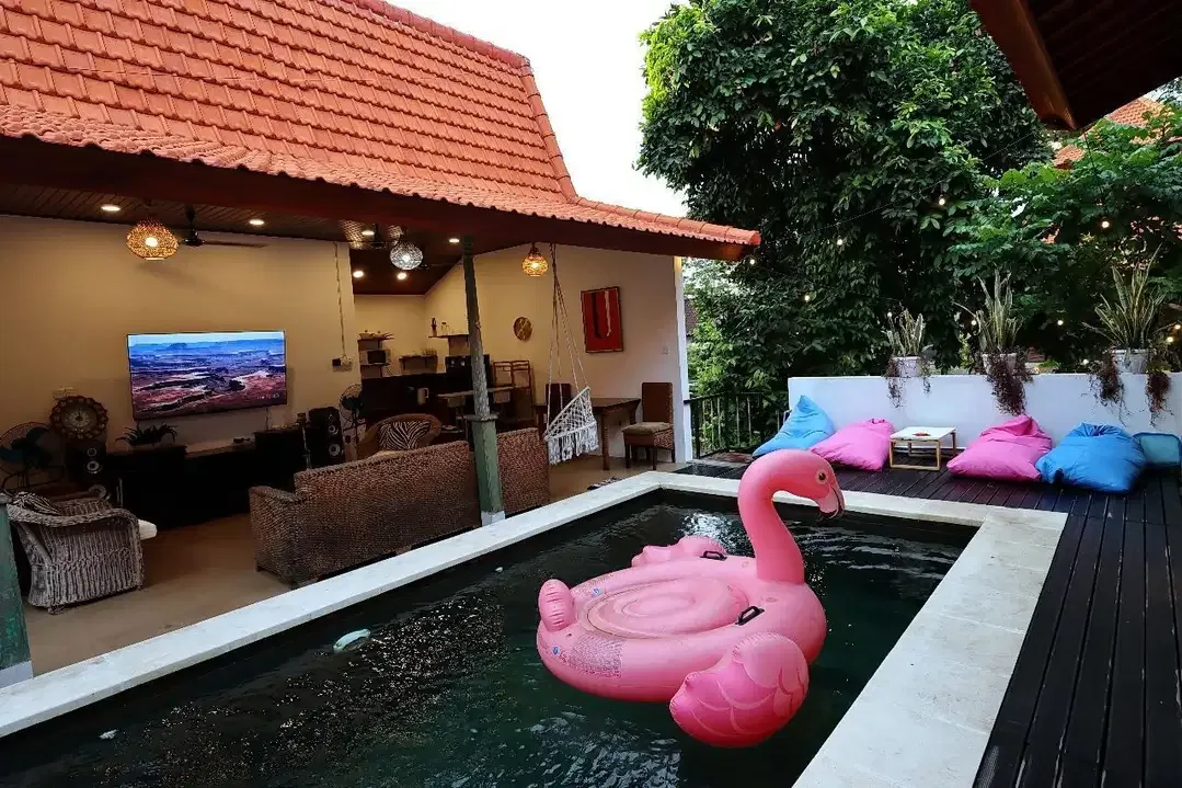 Disewa Vila mewah Jl. Padang Lingjong, Canggu, Badung, Bali - Image 2 of 10
