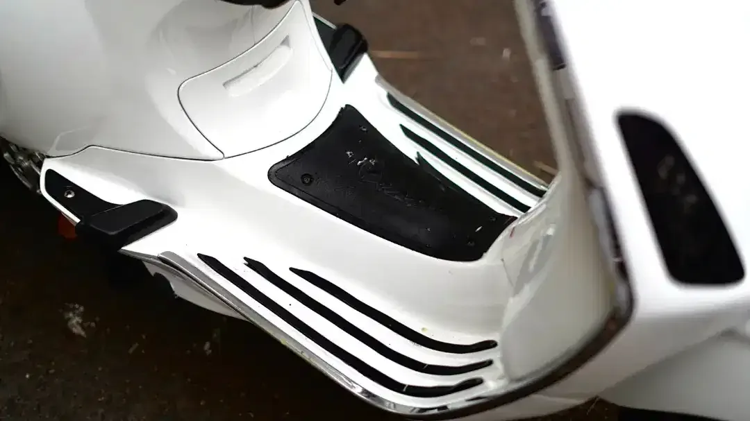 VESPA PRIMAVERA 150 3V 2015 PUTIH MODIF - TERMURAH SEINDONESIA - Image 4 of 8