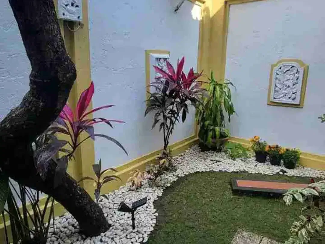 RUMAH LANTAI II DI KEROBOKAN BATUBIDAK BADUNG BALI - Image 5 of 9