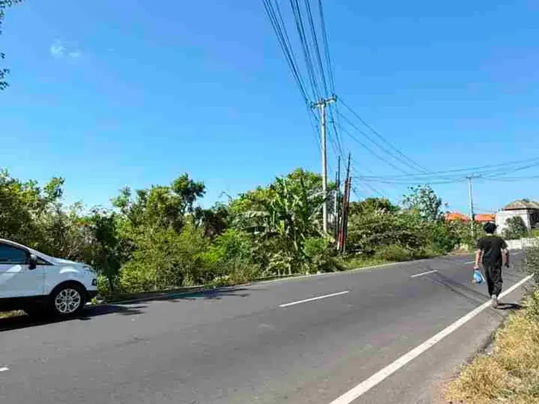 Dijual Tanah 500m2 Super Strategis Dekat Kampus Unud Jimbaran - Image 1 of 10