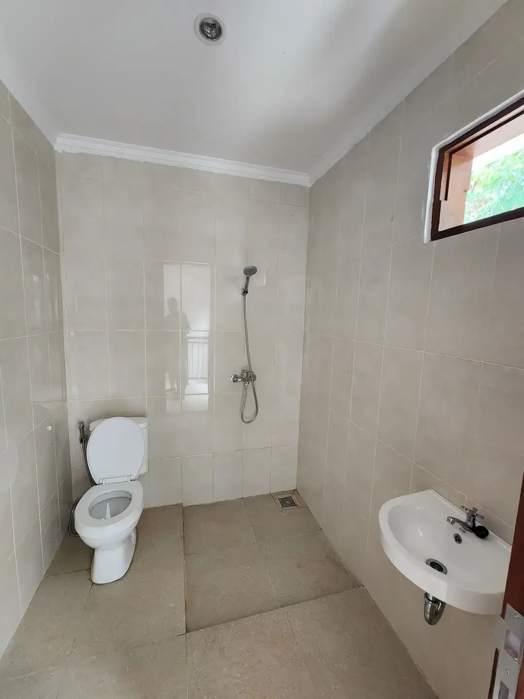 READY UNIT HUNIAN SEMI VILLA 3BR BEST INVESTMEN DI UNGASAN BALI - Image 4 of 8