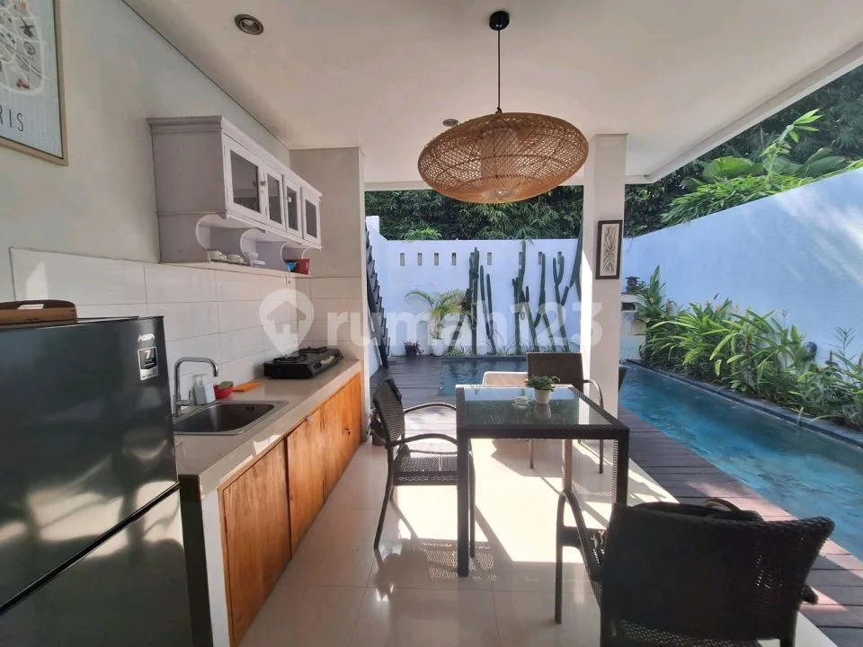 Private Pool Minimalis Villa di Keorbokan Dekat Canggu - Image 1 of 4