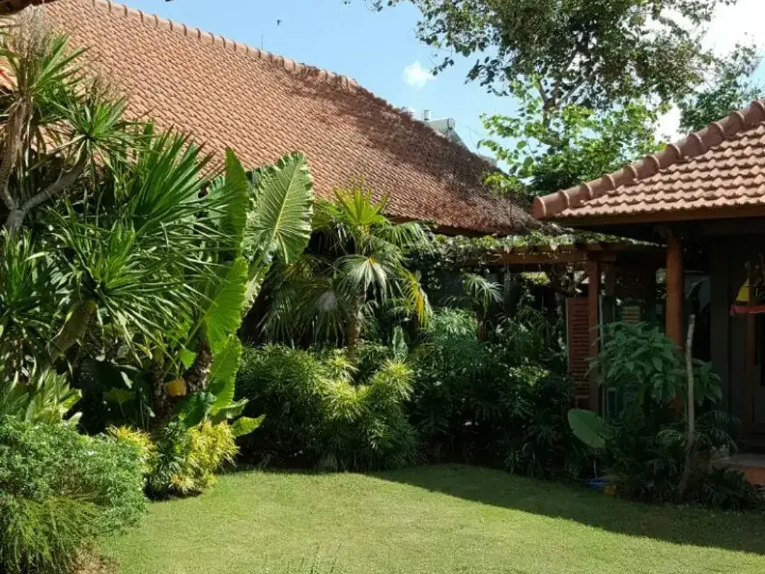 VILLA READY UNIT SEMI FURNISH KAWASAN PREMIUM DI AREA UMALAS BUMBAK - Image 6 of 9