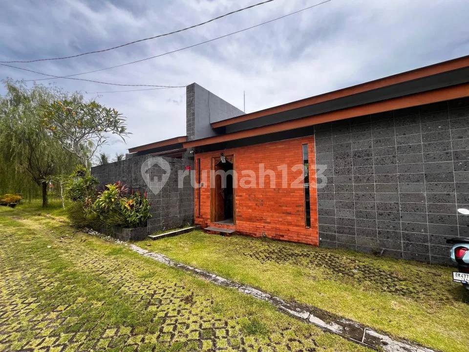 Villa Contemporary Modern Style Furnished In Lodtunduh Ubud. - Image 2 of 4