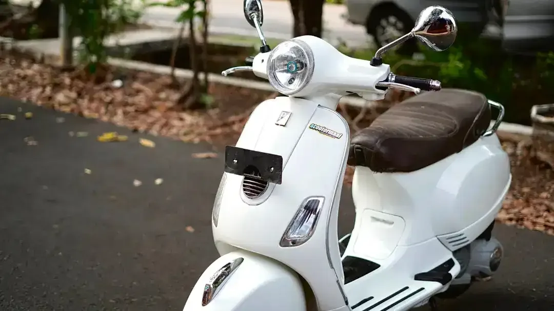 VESPA LX 150 3V 2013 PUTIH - TERMURAH - Image 2 of 8