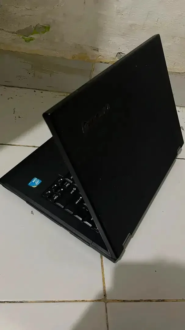 LAPTOP LENOVO E46 INTEL CORE i5 - Image 3 of 5
