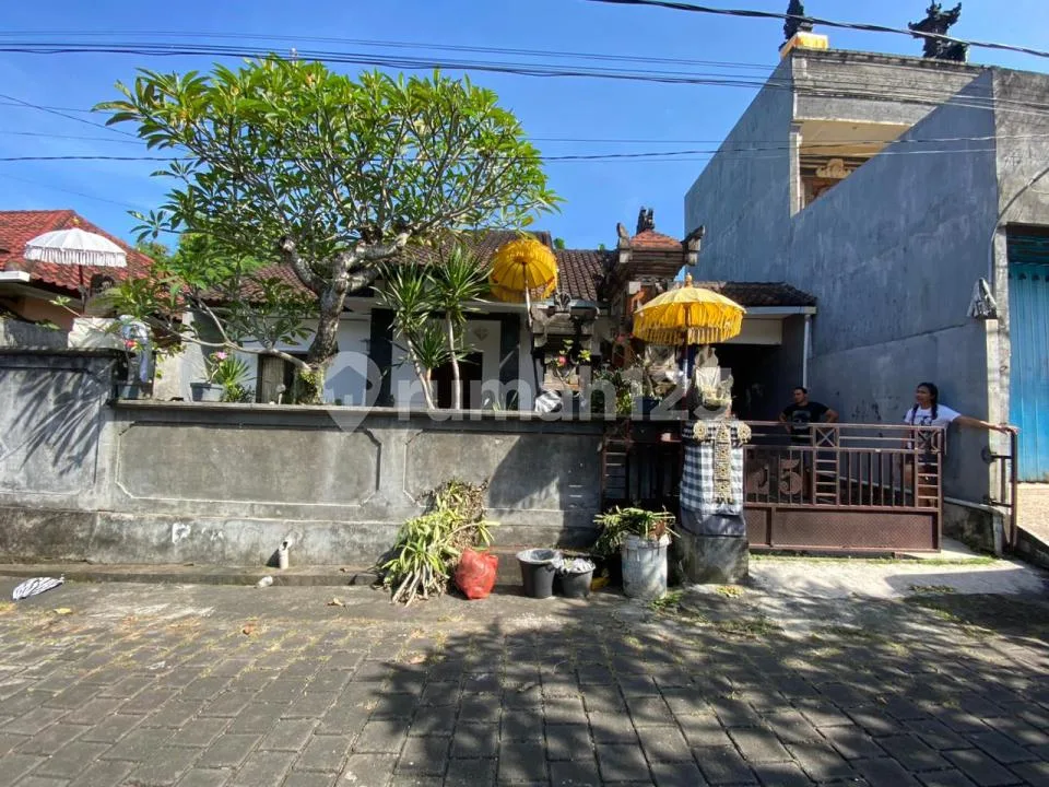 Dijual Rumah Murah di Perumahan Dekat By Pass Ida Bagus Mantra - Image 2 of 4