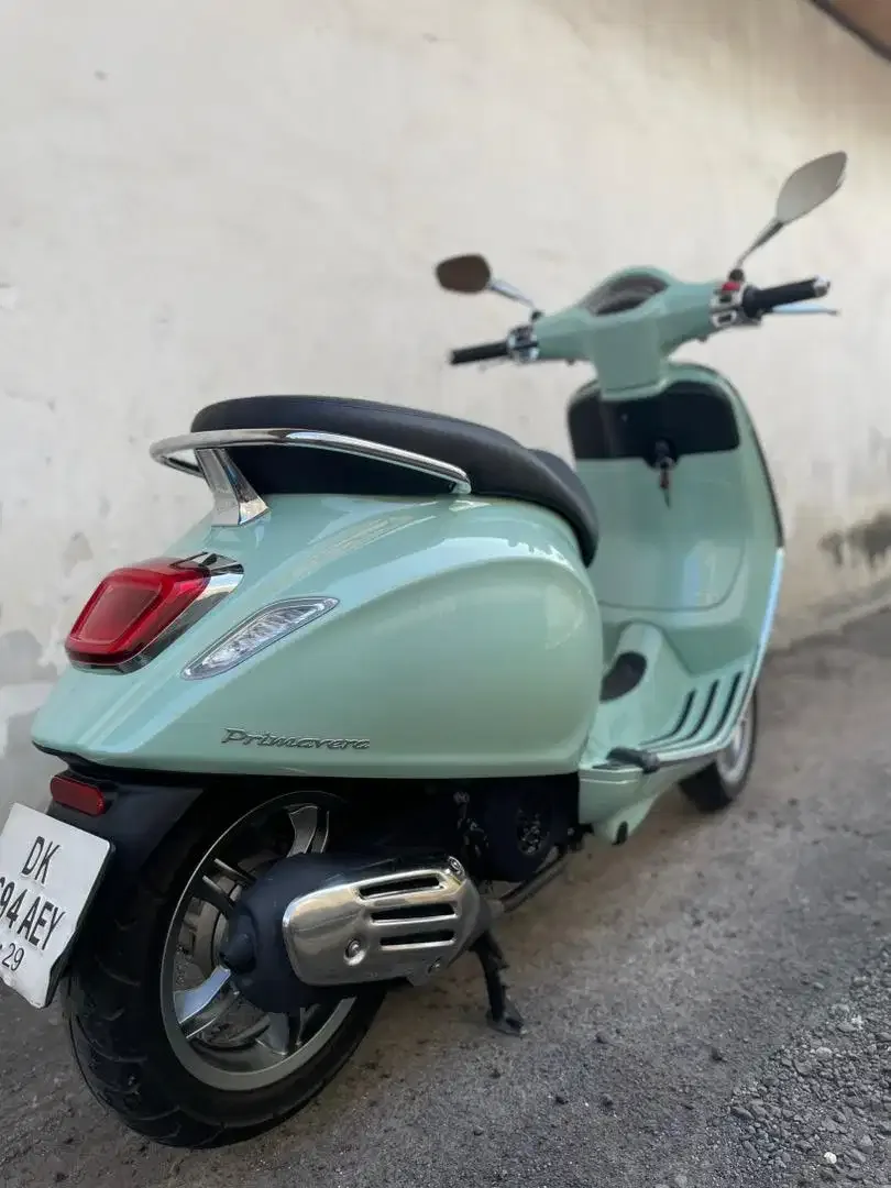Vespa primavera 2024 // bintang dewata motor // - Image 1 of 4