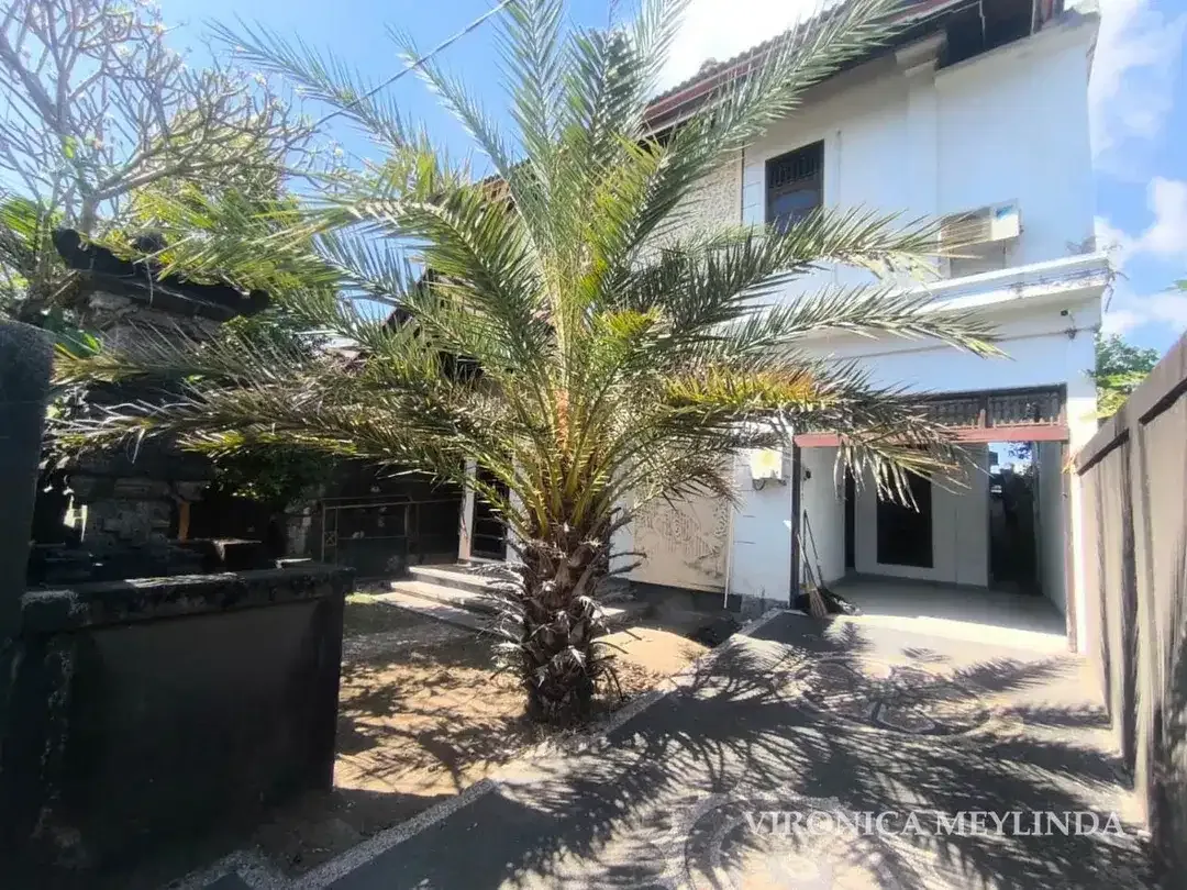 RUMAH 2 LANTAI DIJUAL – SUMERTA KLOD, DENPASAR TIMUR. - Image 2 of 10