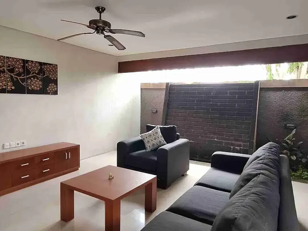 AFFORDABLE VILLA 3 BEDROOMS IN JL PANTAI NYANYI BERABAN BALI FOR RENT - Image 4 of 10