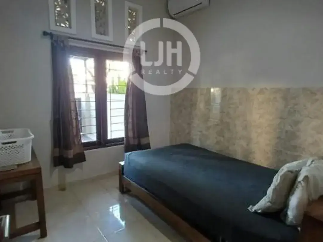 House For Lease In Kerobokan, Close to Petitenget, Batu Belig & Teuku Umar Barat - Image 3 of 6