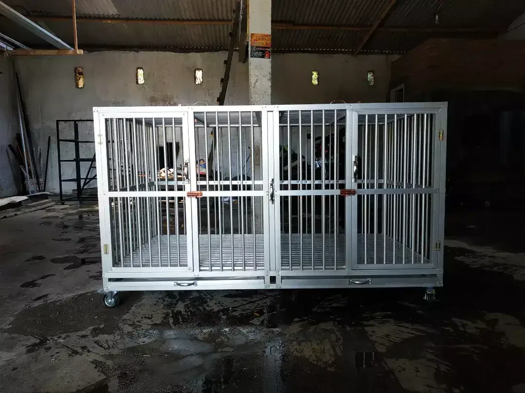 Kandang anjing almunium - Image 3 of 4