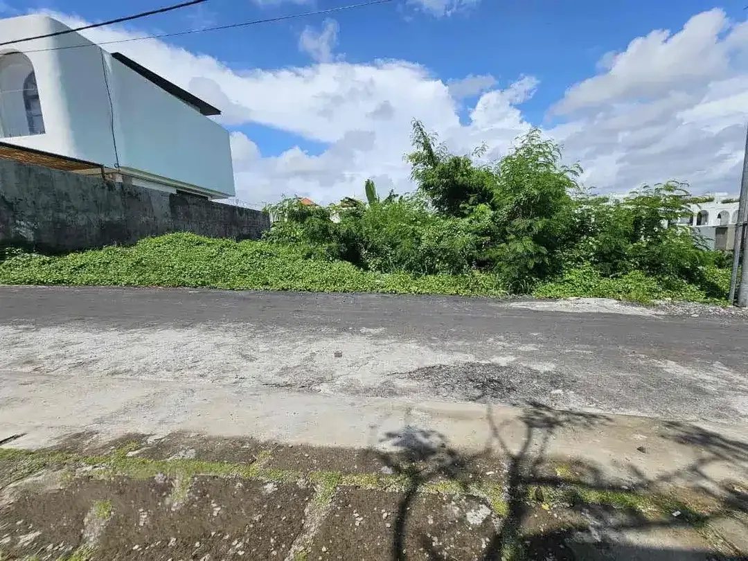 Tanah langka premium siap bangun sdh kawasan villa lokasi Tumbakbayuh - Image 4 of 5