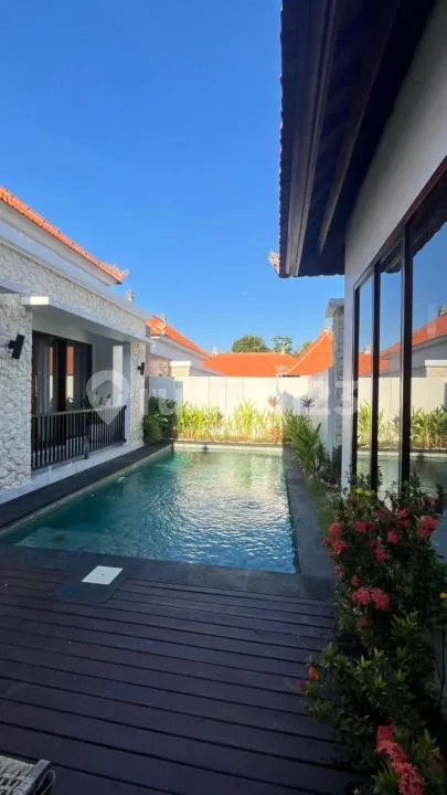 Disewakan Villa Private 2 Kamar Lokasi Strategis di Krobokan - Image 1 of 4