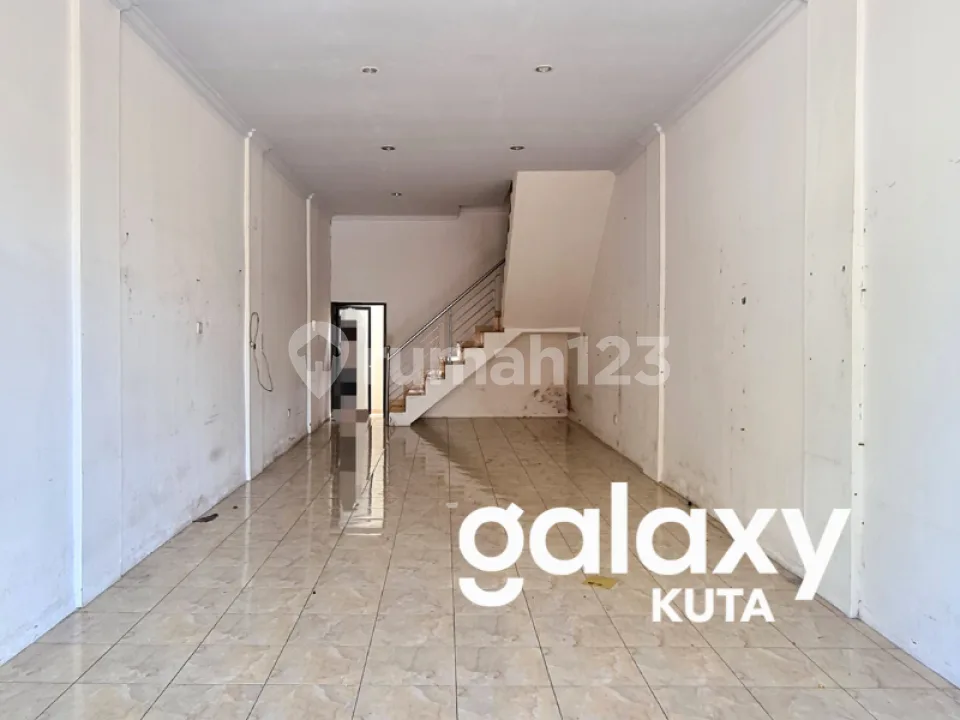 Dijual / Disewakan Ruko 3 Lantai Pinggir Jalan di Denpasar Utara - Bali - Image 3 of 4