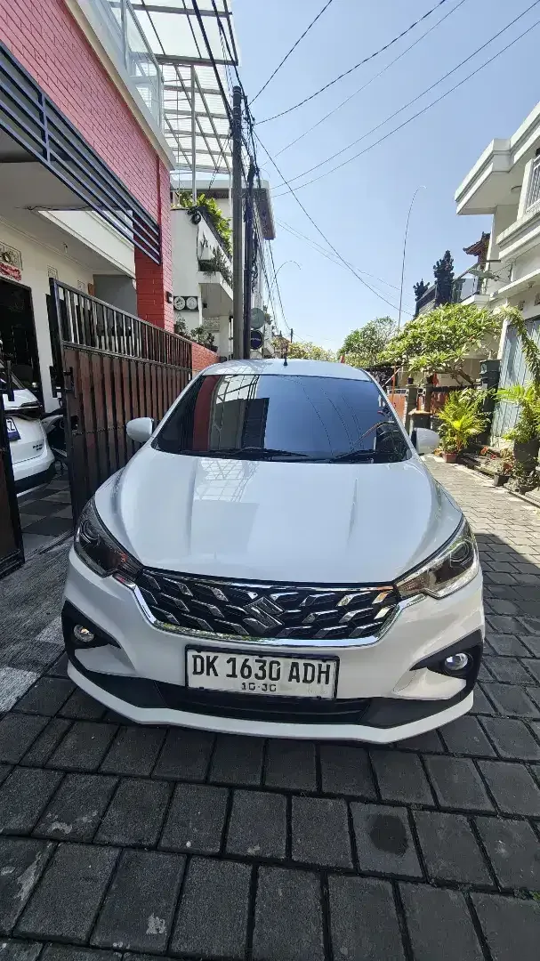 Ertiga 2024 AT Putih - Image 1 of 8