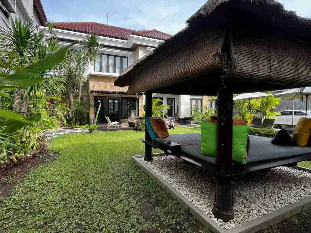 DIJUAL RUMAH MEWAH, KUBU ANYAR, KUTA ,BADUNG - Image 5 of 10