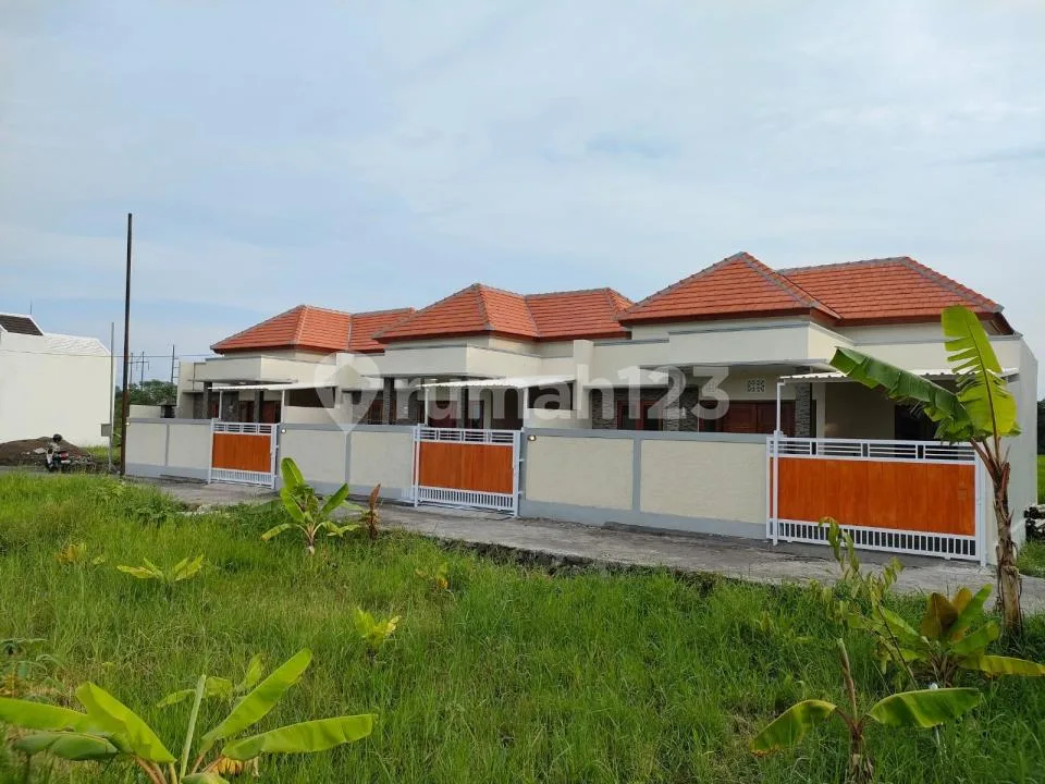 Disewakan Rumah Lantai I di Kawasan Renon Jl. Tukad Bilok Gg Harum - Image 1 of 4
