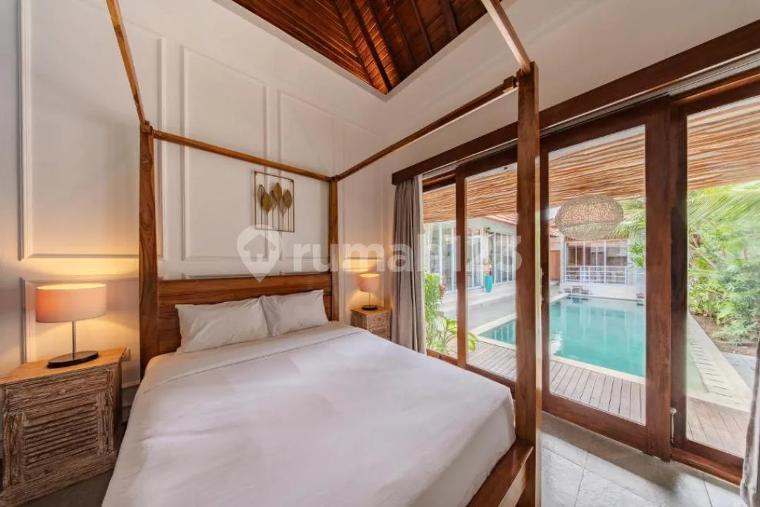 4 Bedrooms Villa With Private Pool In A Strategic Location Umalas - Canggu - Image 2 of 4