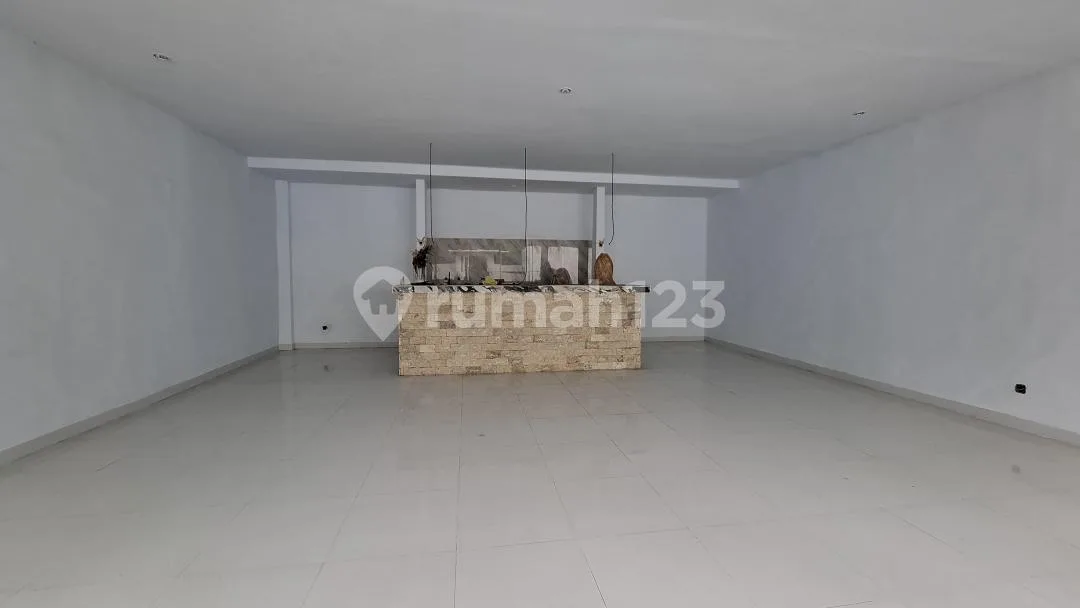 Newly Building Villa For Rent In Berawa Area - Image 4 of 4