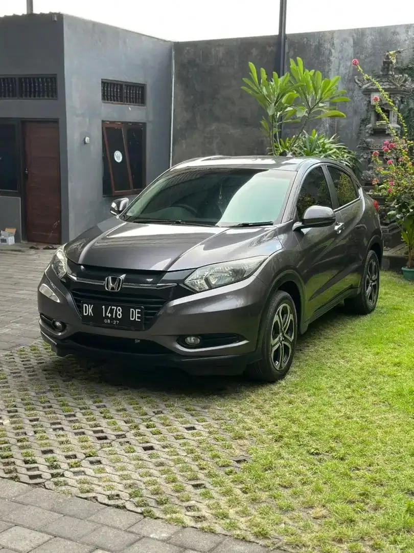 HRV E 2017 MATIC ASLI BALI ISTIMEWA LOW KM - Image 2 of 10