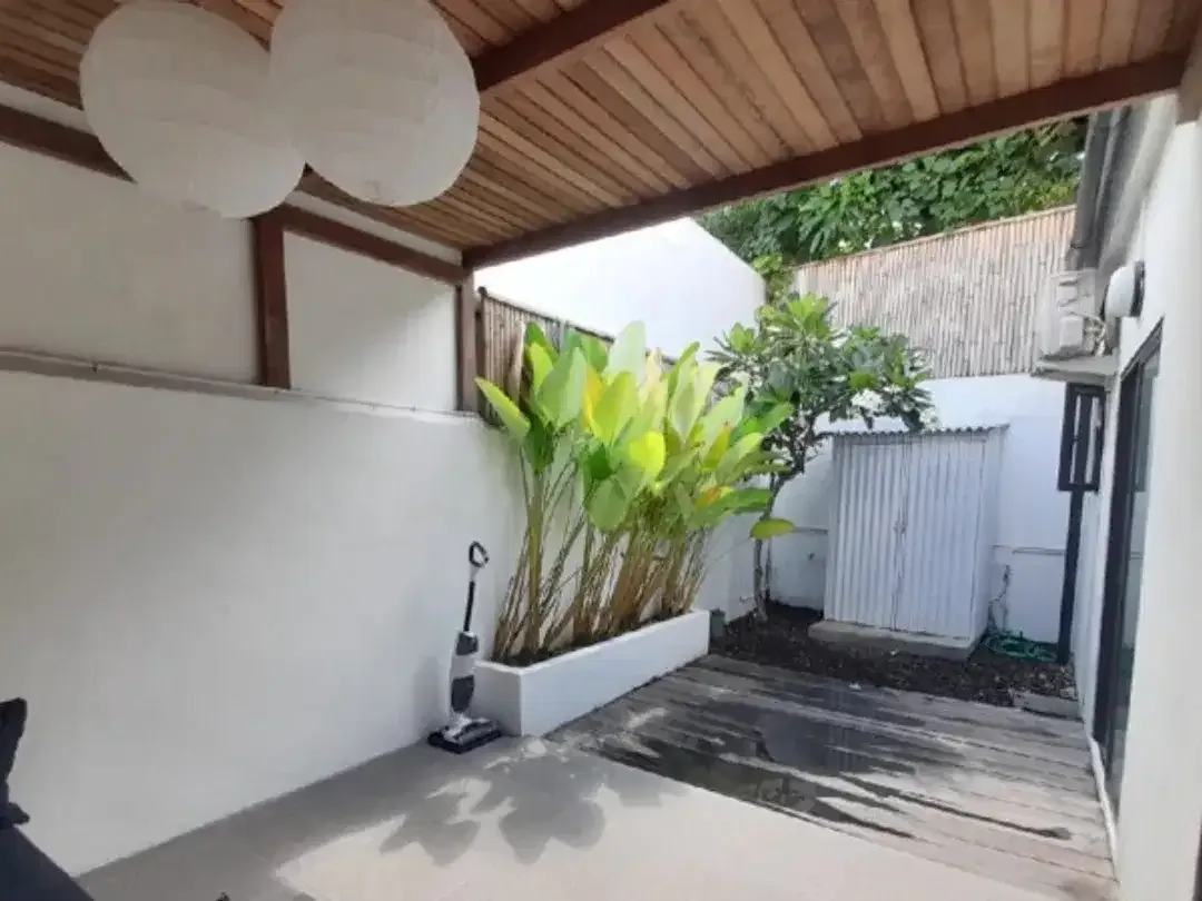 RUMAH STYLE VILLA 1 LANTAI DI CANGGU TIBUBENENG - Image 2 of 6