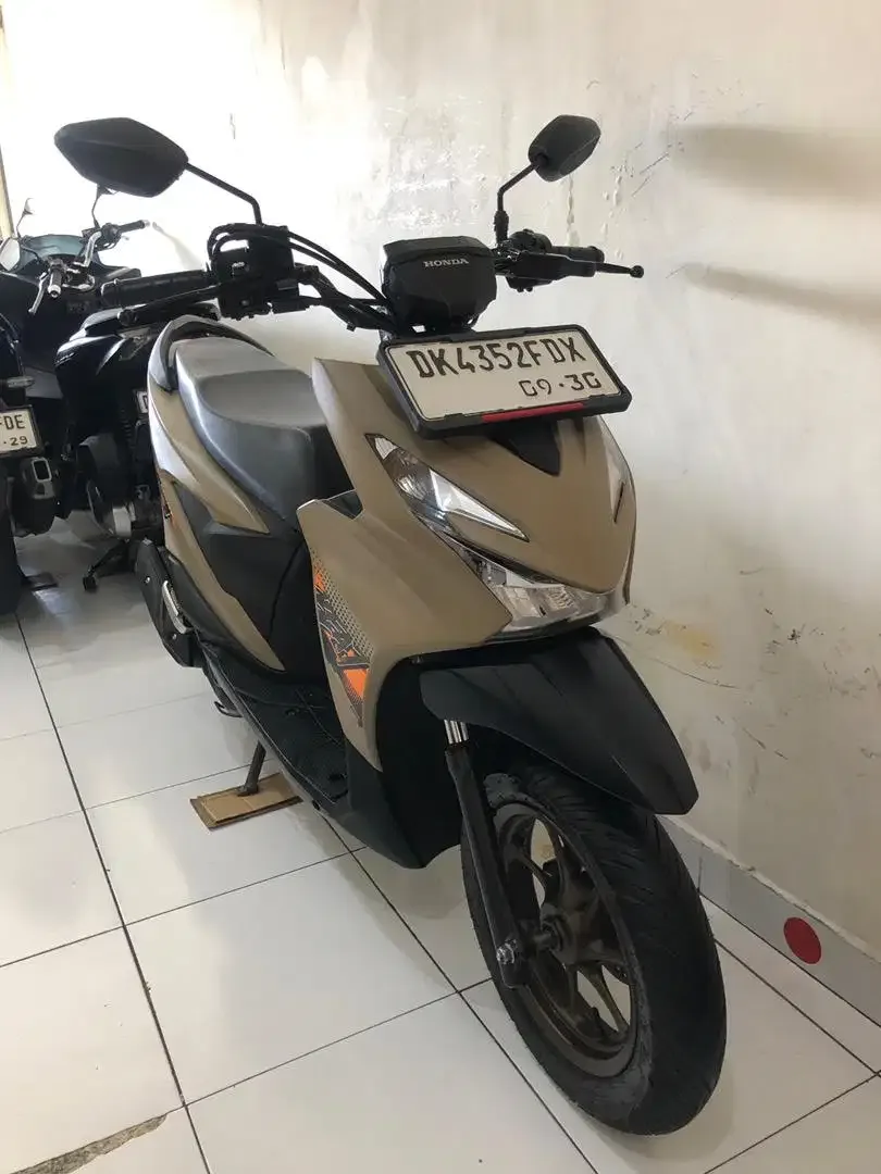 Honda Beat Street coklat Th.2025 pajak baru 2027 - Image 3 of 10