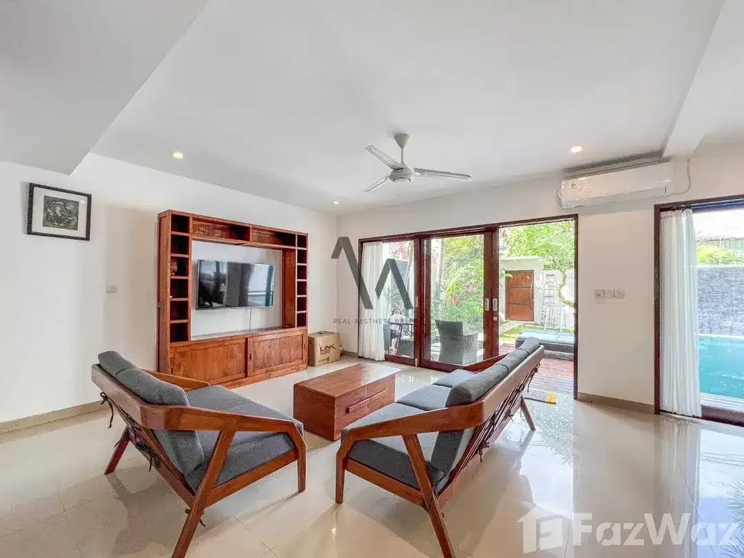 3 Bedroom Villa for rent in Batu Bolong, Bali - Image 9 of 10
