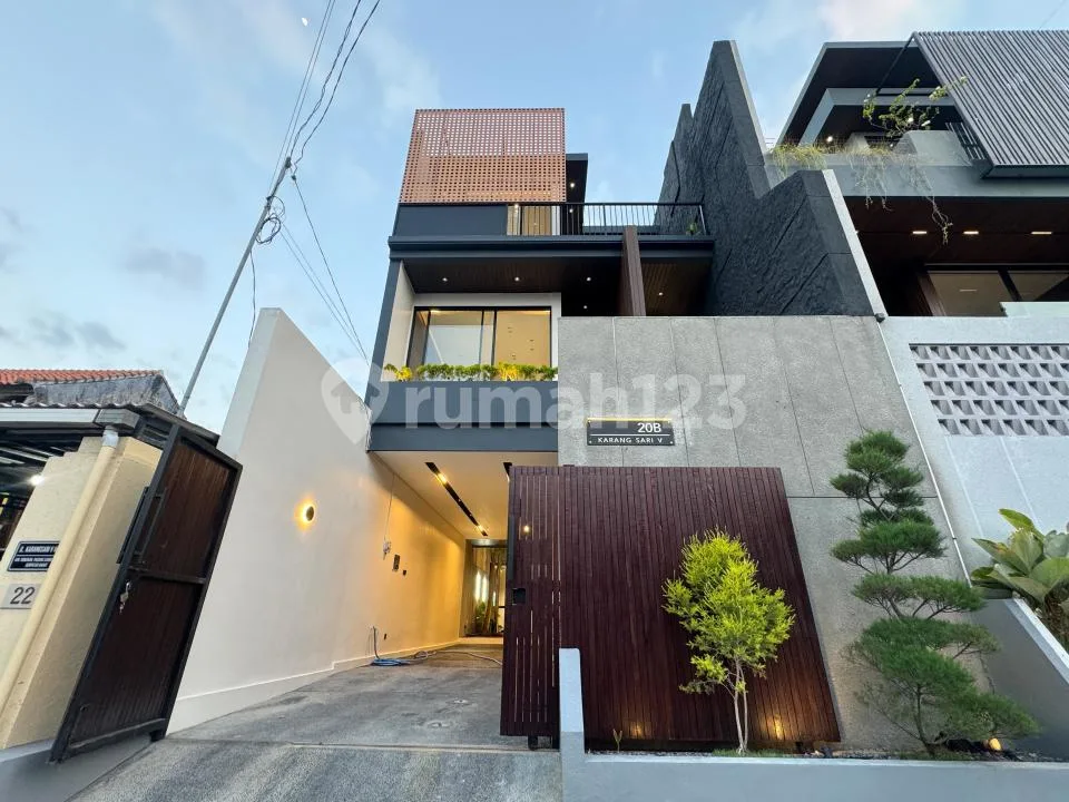 Rumah 4Kt Luxury Modern Furnished di Denpasar Barat - Image 1 of 4