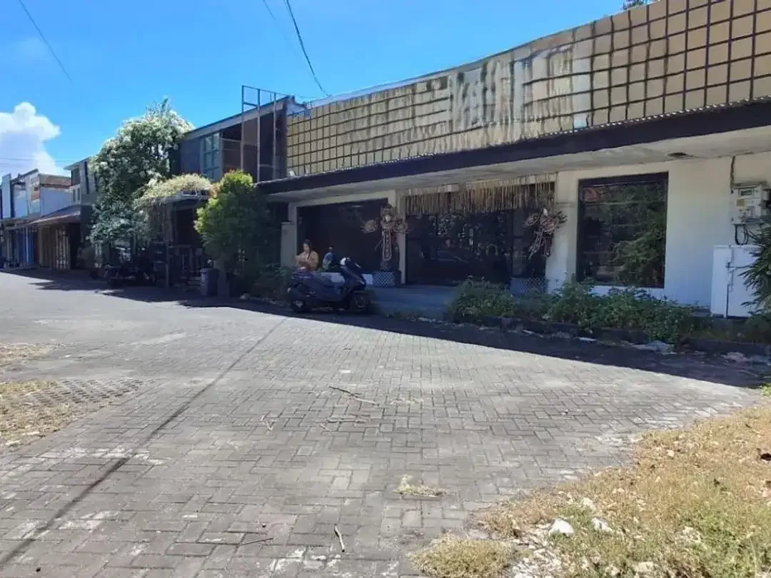 Disewakan ruko kantor EXOTIC semi furnished jalan utama by pass Tuban dekat airport Ngurah Rai, Bali - Image 2 of 10