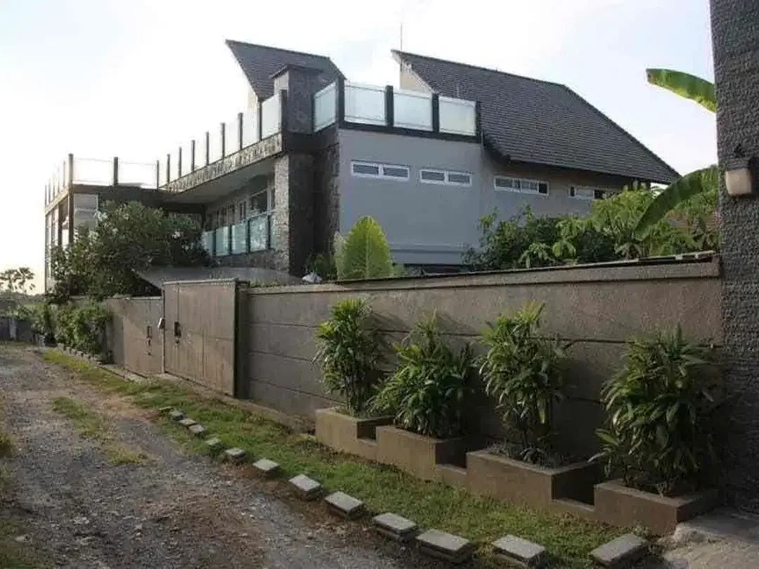 Villa Dewi Canggu - Image 2 of 10