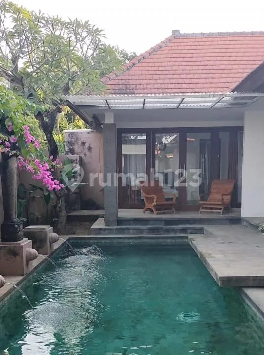 Villa Hadap Timur Furnished 3 KT Tukad Nyali Sanur Kaja - Image 1 of 4