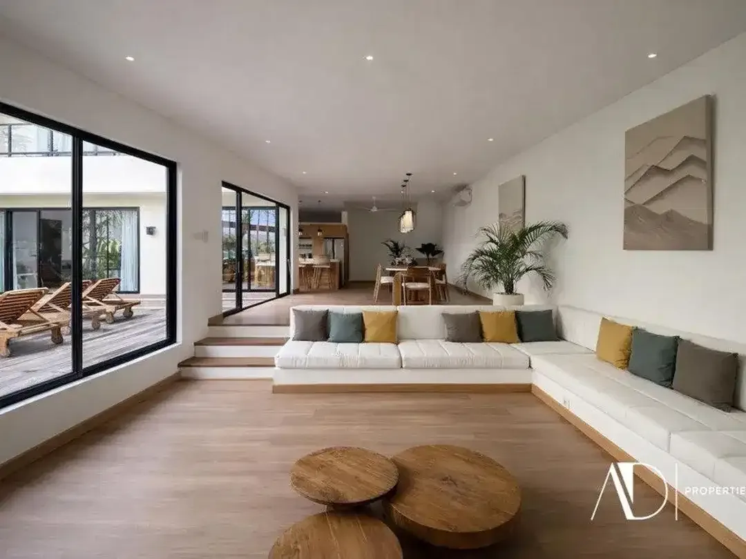 LEASEHOLD | MODERN 4-BEDROOM VILLA NEAR SANUR BEACH - Image 6 of 10