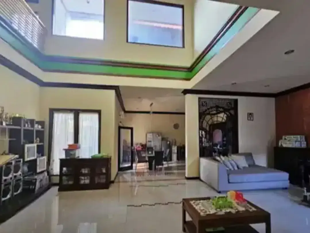DIJUAL RUMAH DAN RUKO GANDENG DIKAWASAN DENPASAR BALI - Image 2 of 9