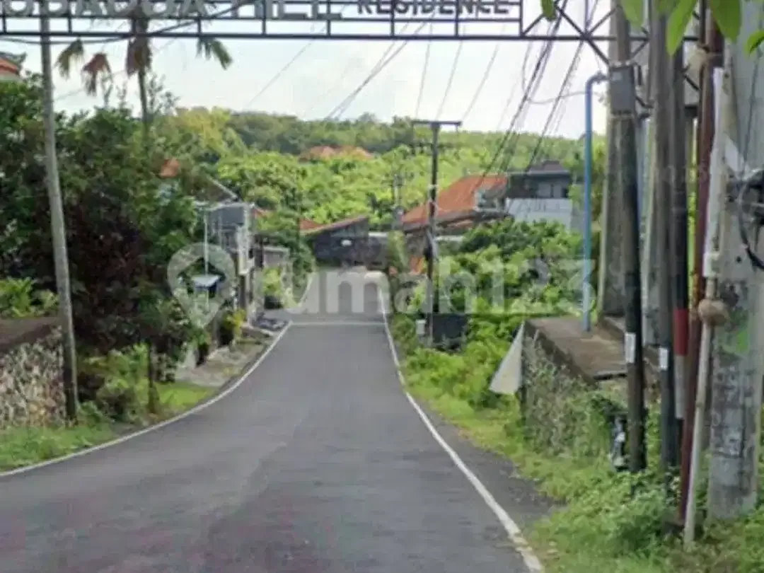 Dijual Cepat Tanah Hook Premium Perempatan Jalan di Benoa - Image 2 of 9