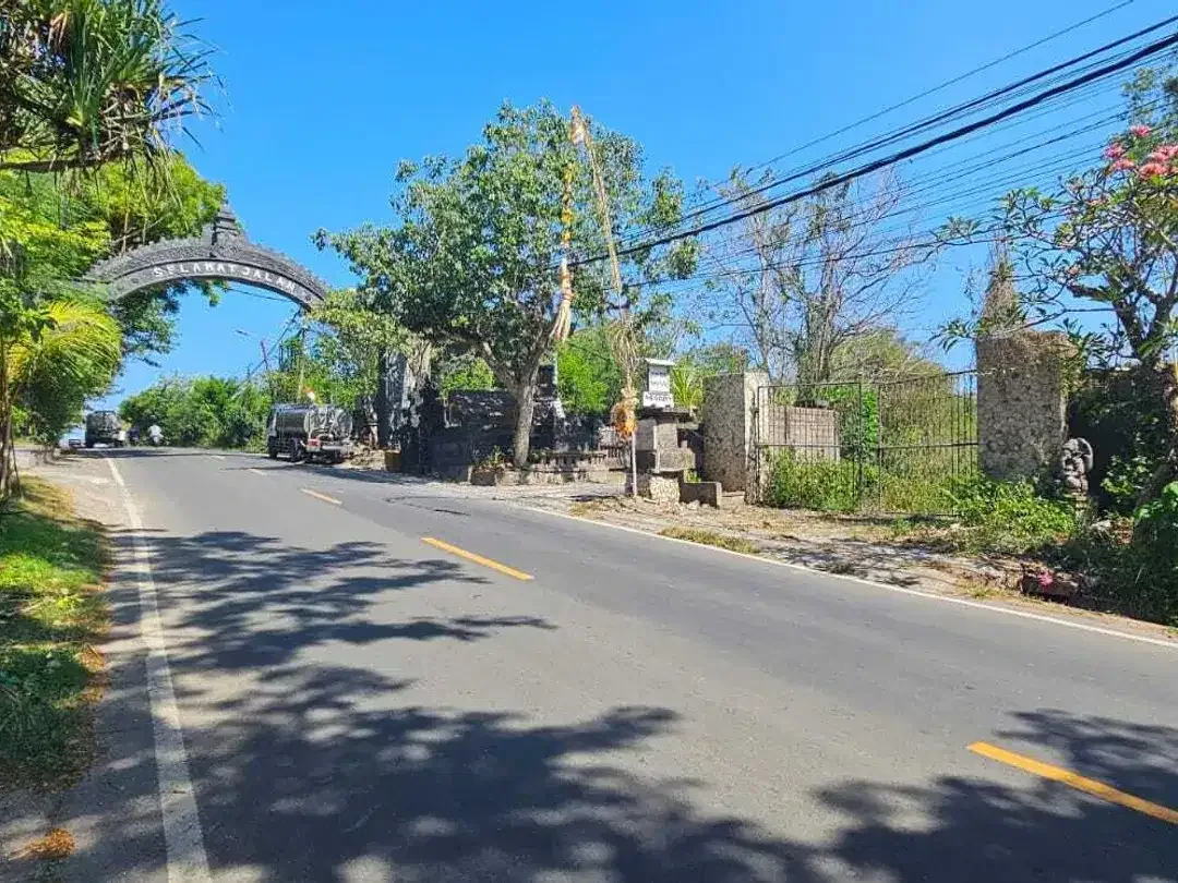 Commercial land of 2000 sqm for sale in the main roadside of Uluwatu, - Image 3 of 9
