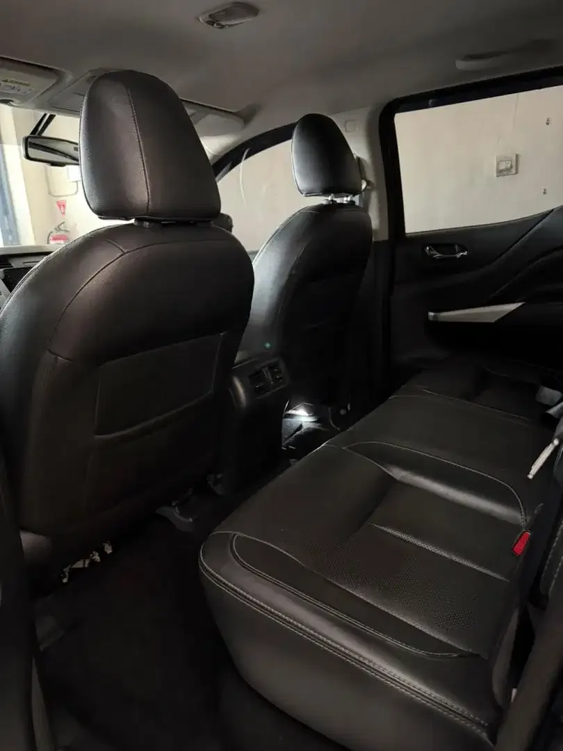 Nissan Navara VL matic 2017 - Image 5 of 6