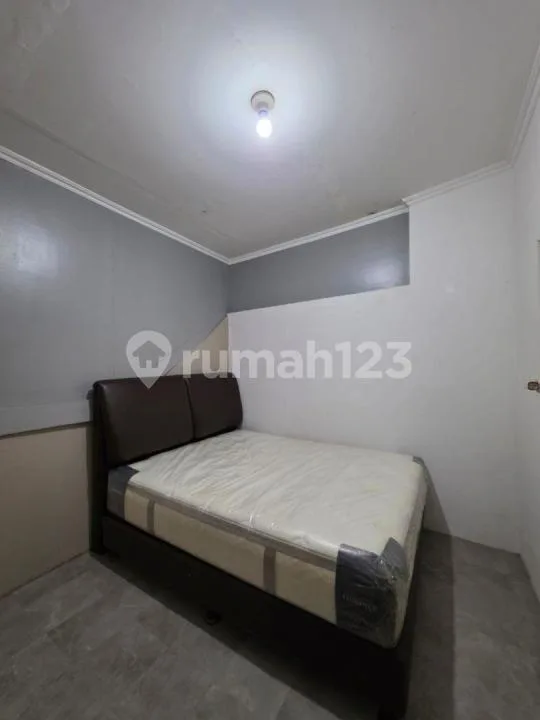Dijual/Disewakan Rumah 2 Lantai Semi Furnished - Image 4 of 4