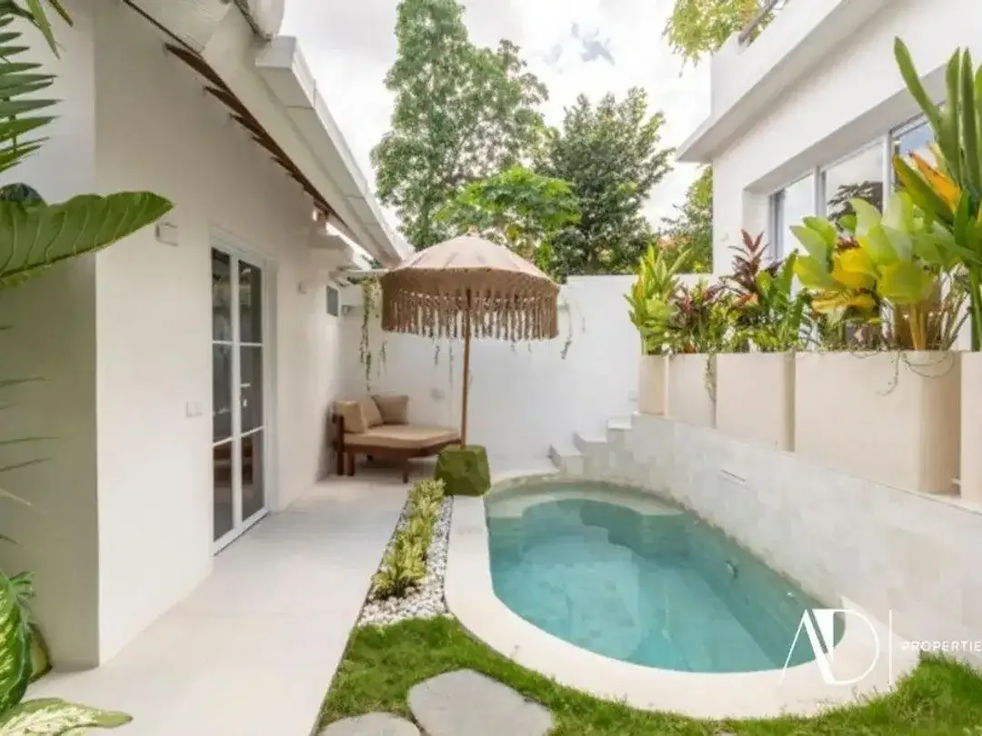 LEASEHOLD 32 YEARS | BRAND NEW 2-BEDROOM SMART VILLA IN CANGGU - Image 4 of 10