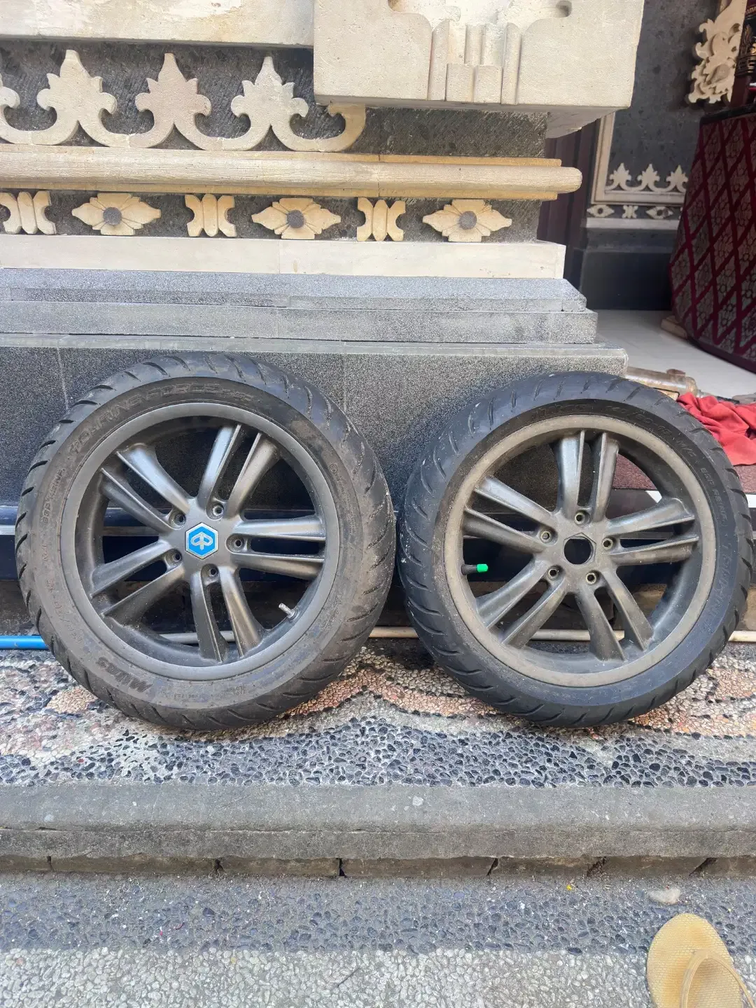 Velg mp3 yourban ring 13 & ban mitas - Image 1 of 1